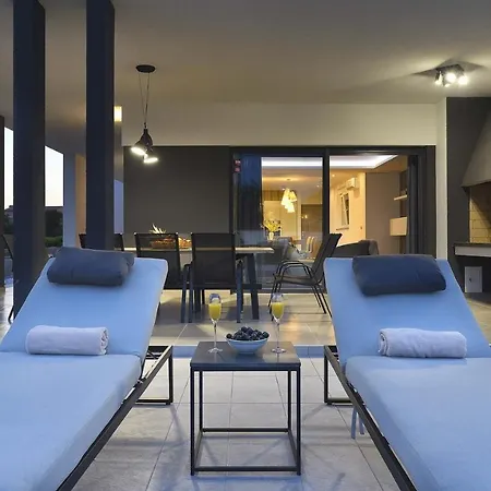 Villa Una Вілла *