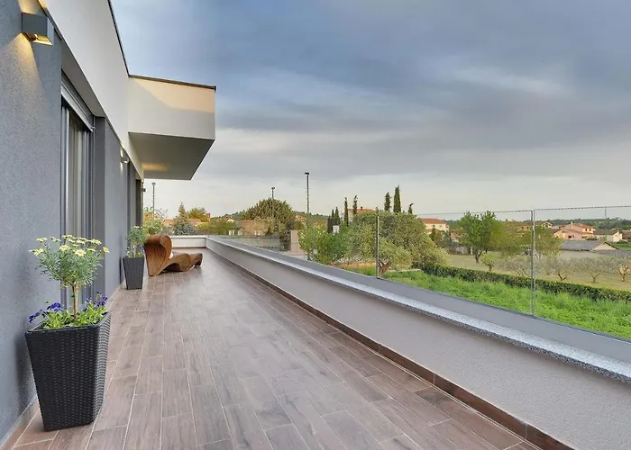 Villa Una וילה *