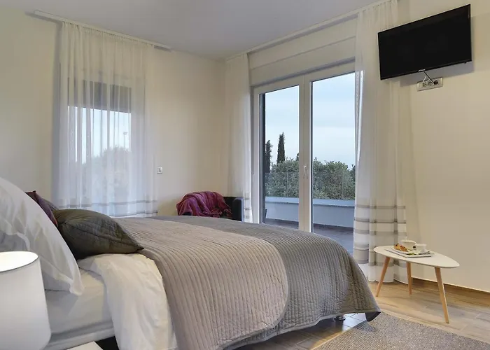 Villa Una * פולה