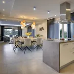 Villa Una 别墅 普拉